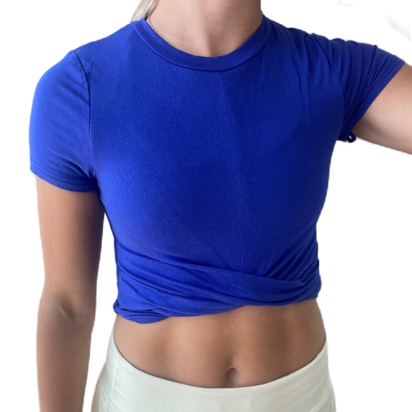 Superdown short sleeve tee Symone twist front crop top XS - Picture 1 of 10